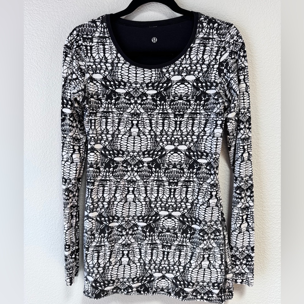 Lululemon Long Sleeve Reversible Tee